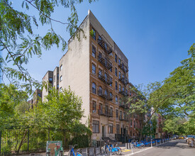 540 E 6th St in New York, NY - Building Photo - Building Photo