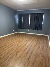 4455 38th Ter N, Unit B4 in St. Petersburg, FL - Foto de edificio - Building Photo