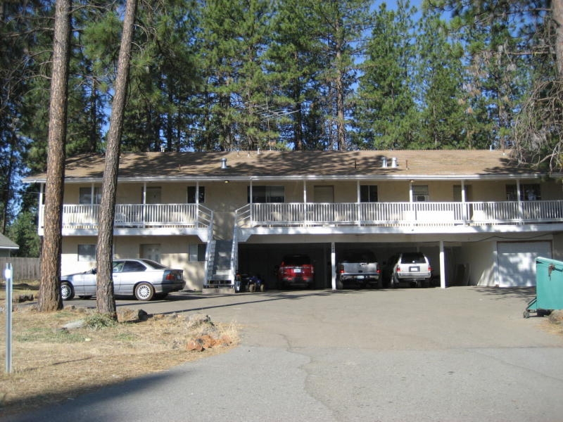 24420 Highway 89 in Burney, CA - Building Photo