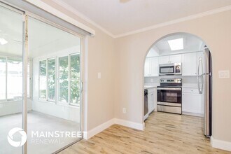 602 N Highview Ter in Brandon, FL - Foto de edificio - Building Photo