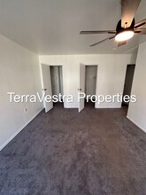 610 Timber Creek Rd in Lindenwold, NJ - Building Photo - Building Photo