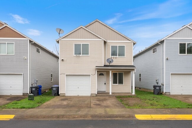 property at 12610 SE Ramona St