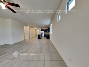 5709 W Atlantis Ave in Phoenix, AZ - Foto de edificio - Building Photo