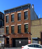 146 8th St Apartments