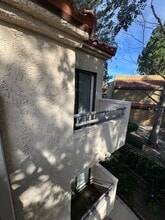 187 McAfee Ct in Thousand Oaks, CA - Foto de edificio - Building Photo