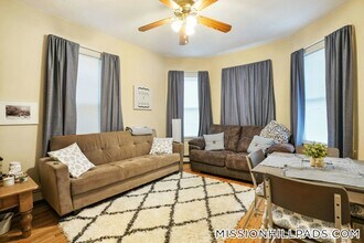 68 Calumet St in Boston, MA - Building Photo - Building Photo