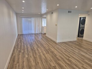 6054 Vía Casitas in Carmichael, CA - Building Photo - Building Photo