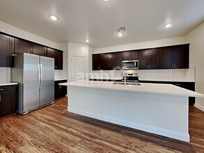 724 Terrain Star Ave in North Las Vegas, NV - Building Photo - Building Photo