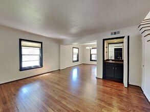 6442 Bordeaux Ave in Dallas, TX - Building Photo - Building Photo