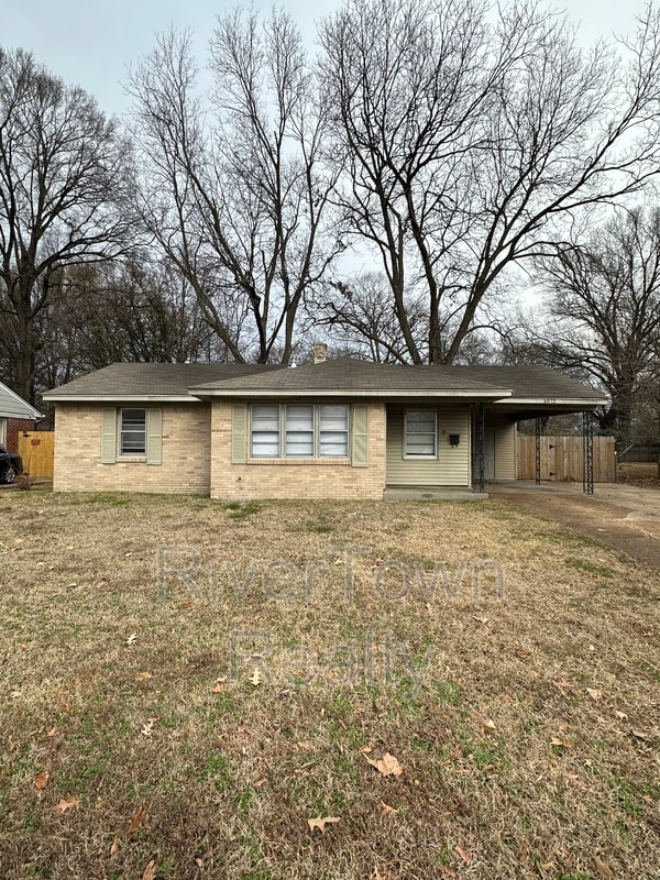 property at 4672 Willow Rd