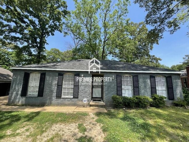 property at 3236 Maple Hill Dr