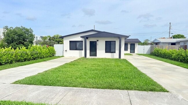property at 26711 SW 145th Avenue Rd