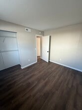 10749 S Dixie Hwy, Unit 1 in Erie, MI - Foto de edificio - Building Photo