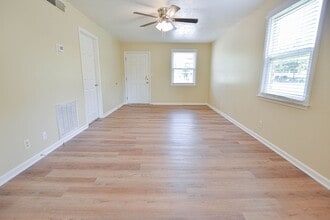 509 Hietts Ln in Clarksville, TN - Building Photo - Building Photo