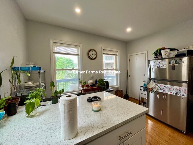 130 Boston St, Unit 2