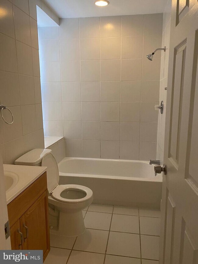2460 79th Ave photo'