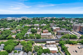 826 Hamlin St in Evanston, IL - Building Photo - Building Photo