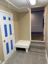 4953 Haygood Rd in Virginia Beach, VA - Building Photo - Building Photo