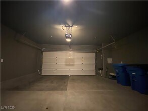2624 Blazing Blue Ave in North Las Vegas, NV - Building Photo - Building Photo