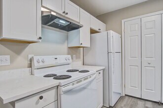9621 N Cardinal Dr in Ladson, SC - Building Photo - Building Photo