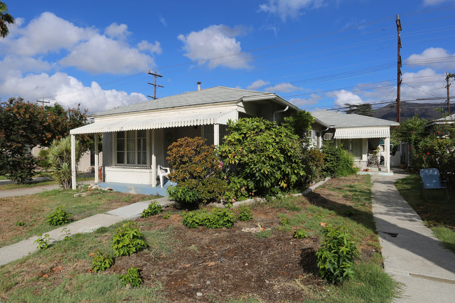 1105-1107 1/2 N Glendale Ave in Glendale, CA - Foto de edificio - Building Photo