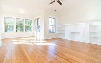 6513 N Bosworth Ave in Chicago, IL - Building Photo - Building Photo