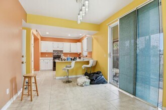 7208 Paseo Del Rio in City Of Commerce, CA - Building Photo - Building Photo