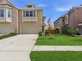 28043 Rocky Heights Dr in Spring, TX - Building Photo