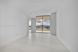 153 N Seabreeze Blvd in Fort Lauderdale, FL - Building Photo - Building Photo