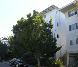 3768 Harrison St in Oakland, CA - Foto de edificio - Building Photo