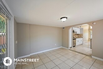 587 Martin Pl Blvd in Apopka, FL - Building Photo - Building Photo
