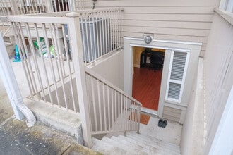 725 W 61st Ave in Vancouver, BC - Building Photo - Building Photo
