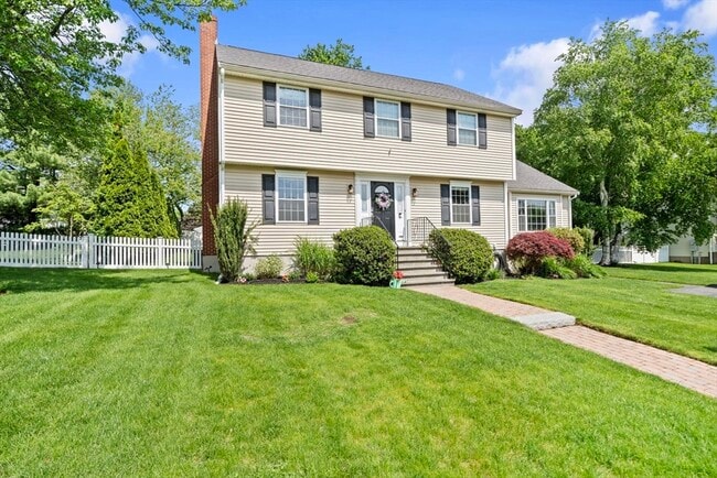property at 6 Burlwood Ln