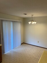 261 Carlton Ln-Unit -3 in Piney Flats, TN - Building Photo - Building Photo