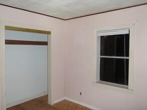 857 Twin Oak Dr in Hillsboro, MO - Building Photo - Building Photo