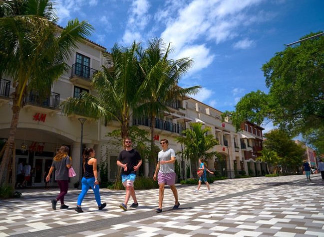 The Flats at Rosemary Square in West Palm Beach, FL - Building Photo - Building Photo