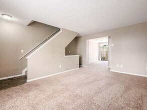 5297 Brandy Oaks Ln in Columbus, OH - Building Photo - Building Photo