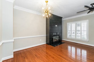 87 Heron Lane in Occoquan, VA - Building Photo - Building Photo