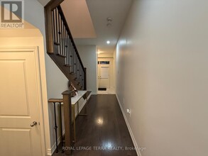 70 Fruitful Cres in Whitby, ON - Building Photo - Building Photo