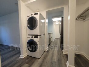 941 Fulton Ave in Sacramento, CA - Building Photo - Building Photo