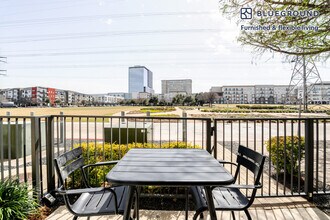 3001 Esperanza Crossing in Austin, TX - Building Photo - Building Photo