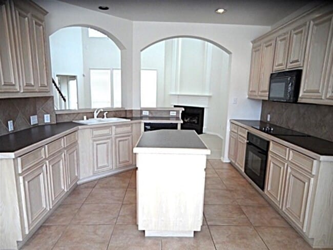 17202 Haley Falls Ln in Houston, TX - Building Photo - Building Photo