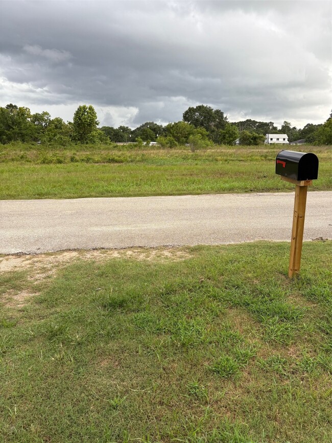 property at 626 Front St