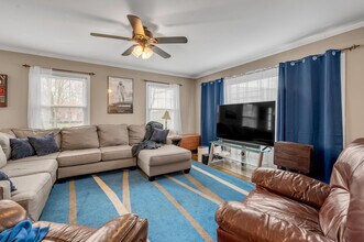 653 Mt Vernon Dr in Lexington, KY - Building Photo - Building Photo