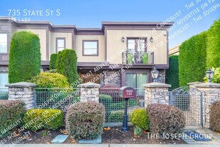 735 State St in Kirkland, WA - Building Photo