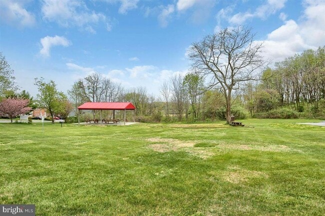 property at 17 Dartmouth Ct