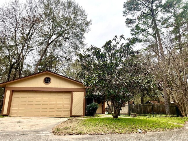 property at 2109 N Red Cedar Cir