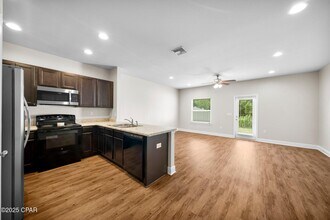 5980 Callaway Cir in Panama City, FL - Building Photo - Building Photo