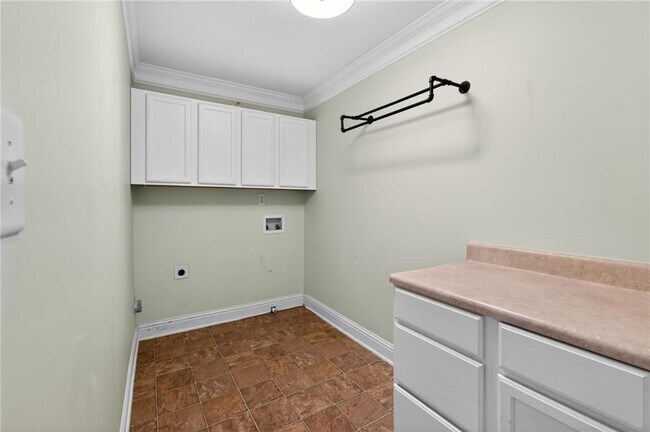 4102 Creekrun Cir in Buford, GA - Building Photo - Building Photo