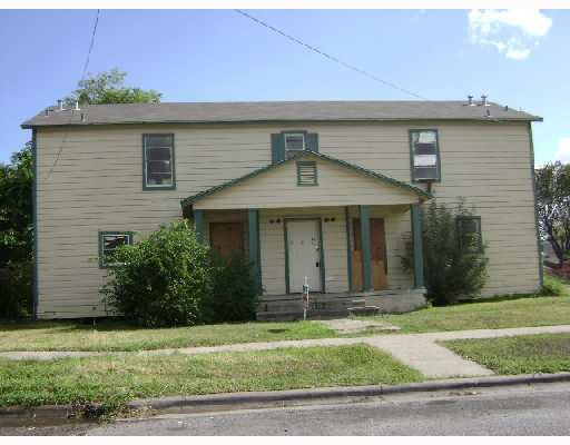 2102 Stillman Ave in Corpus Christi, TX - Building Photo